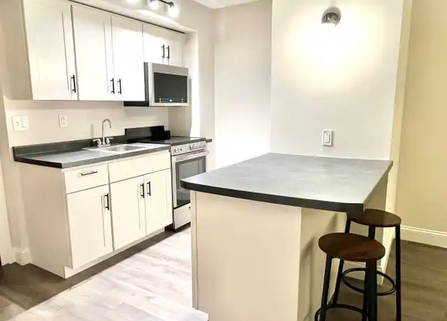 Property at 144 Larkin Way, South Burlington, VT, 05403, 1 bed, 1 bath, [object Object]