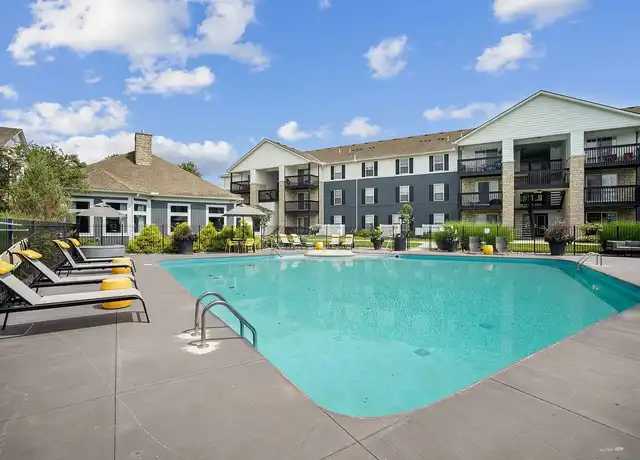 Property at Polaris Crossing Apartments - 1100 Polaris Crossing Blvd, Westerville, OH, 43081, 1-2 bed, 1-2 bath, [object Object]
