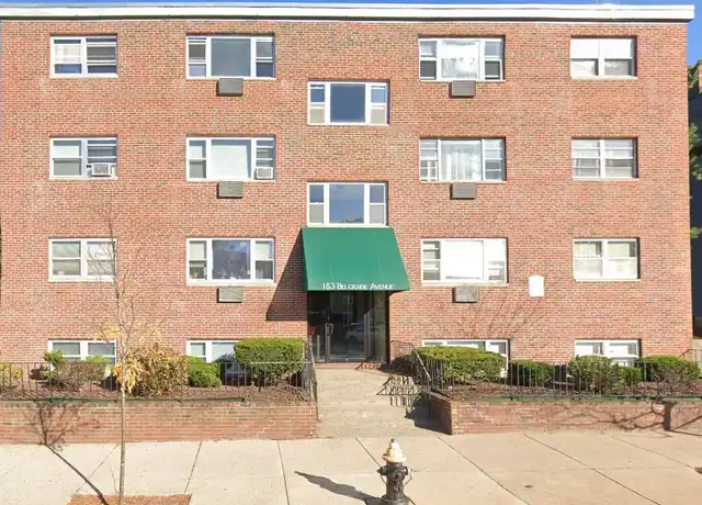 Property at 183 Belgrade Ave Unit 9, Roslindale, MA, 02131, 2 beds, 1 bath, [object Object]