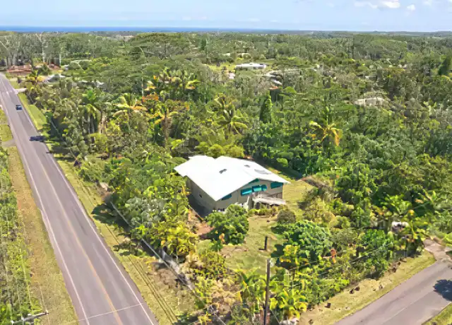 Property at 15-1755 21st Ave Unit B, Keaau, HI, 96749, 3 beds, 2 baths, [object Object]