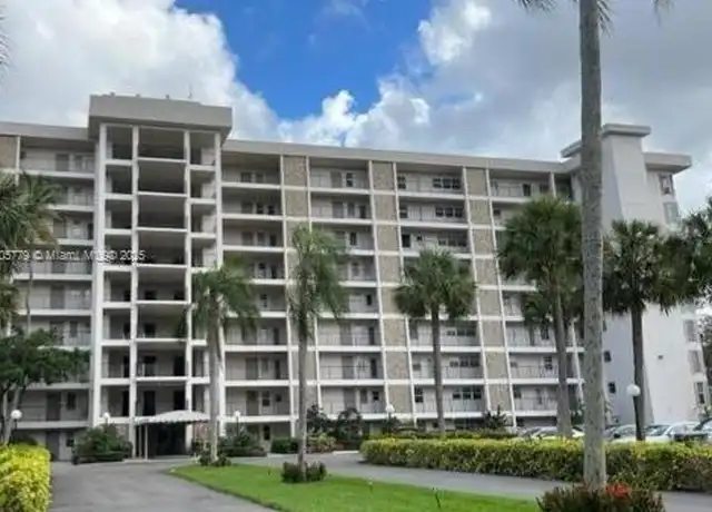 Property at 3150 N Palm Aire Dr #402, Pompano Beach, FL, 33069, 2 beds, 2 baths, [object Object]