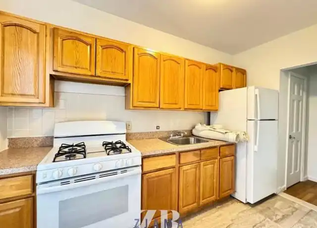 Property at 114 Albemarle Rd, Brooklyn, NY, 11218, 1 bed, 1 bath, [object Object]