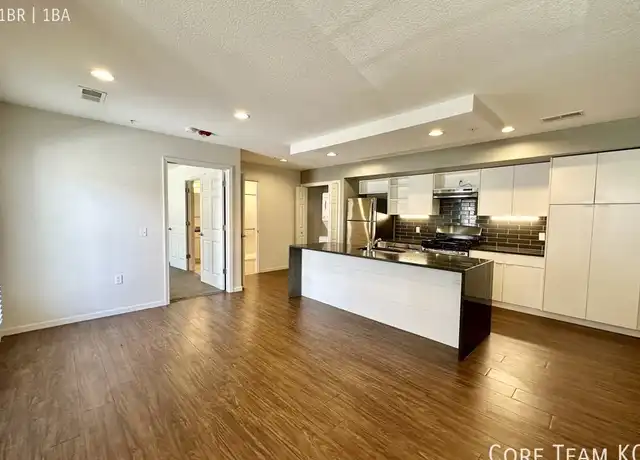 Property at 4445 Washington St Unit 104, Kansas City, MO, 64111, 1 bed, 1 bath, [object Object]