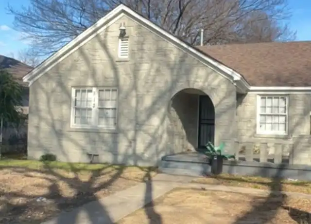 Property at 512 S Parkway E, Memphis, TN, 38106, 2 beds, 1 bath, [object Object]