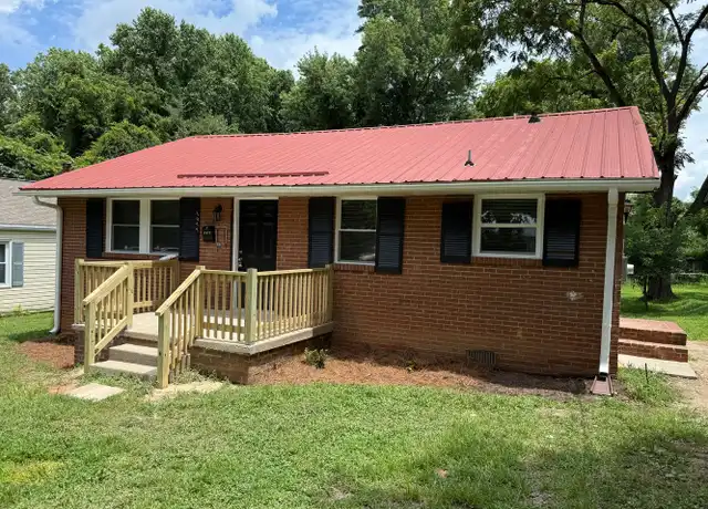 Property at 1977 Bloomfield Dr, Winston Salem, NC, 27107, 3 beds, 1 bath, [object Object]