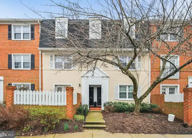 Property at 2649 S Walter Reed Dr Unit B, Arlington, VA, 22206, 2 beds, 1 bath, [object Object]