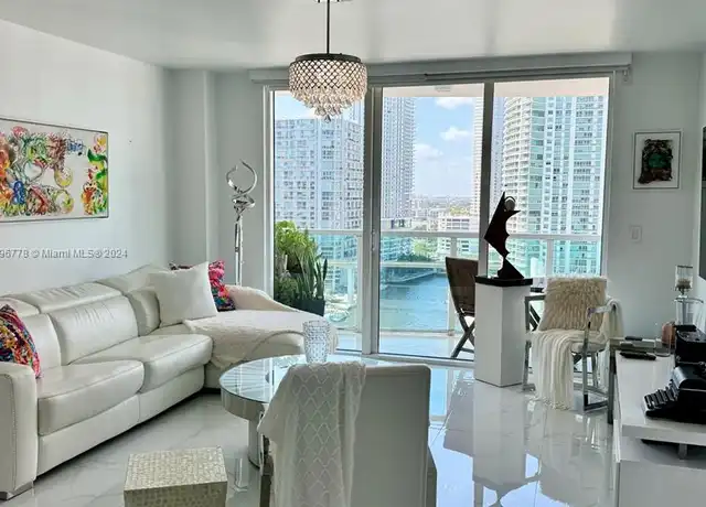 Property at 31 SE 5th St #2207, Miami, FL, 33131, 1 bed, 1 bath, [object Object]