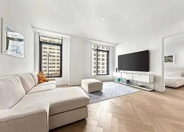 Property at 310 E 86th St Unit 4A, New York, NY, 10028, 2 beds, 2 baths, [object Object]