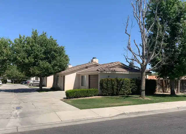 Property at 3216 Brookside Dr Unit B, Bakersfield, CA, 93311, 2 beds, 1 bath, [object Object]