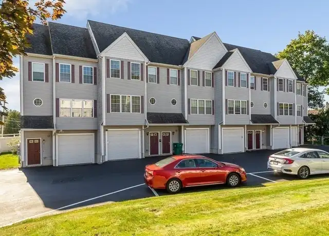 Property at 432 Hildreth St #5, Lowell, MA, 01850, 2 beds, 1.5 baths, [object Object]