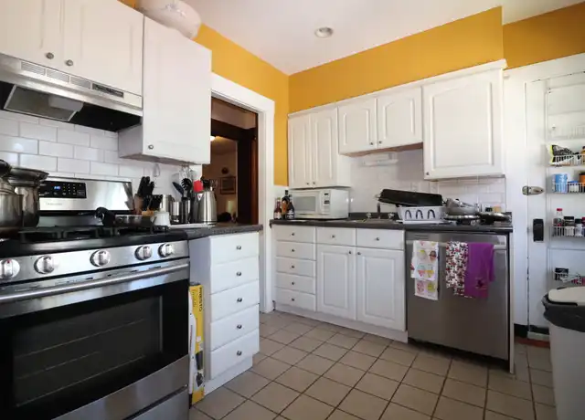 Property at 37 Brington Rd Unit 2, Brookline, MA, 02445, 3 beds, 1 bath, [object Object]