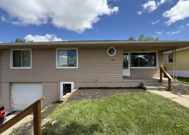 Property at 5331 N 45th St, Omaha, NE, 68104, 4 beds, 2 baths, [object Object]