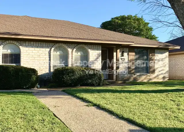 Property at 6710 May Dr, Waco, TX, 76710, 2 beds, 2 baths, [object Object]