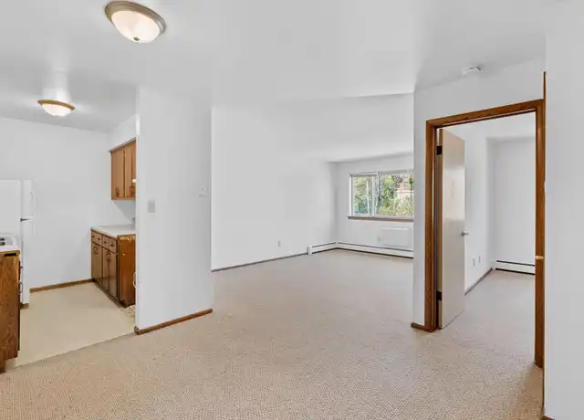 Property at 833 N 21st St Unit 310, Milwaukee, WI, 53233, 1 bed, 1 bath, [object Object]