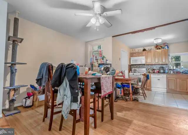 Property at 915 N 6th St, Philadelphia, PA, 19123, 6 beds, 2 baths, [object Object]