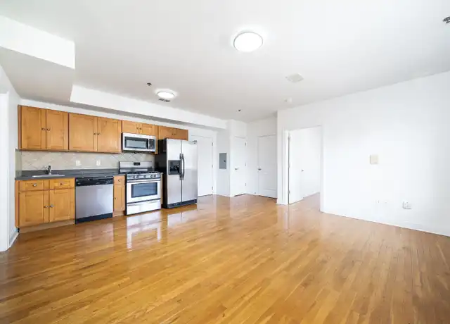 Property at 528 47th St, Union City, NJ, 07087, 1 bed, 1 bath, [object Object]