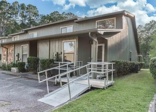 Property at 7224 Lago Vista Ct, Pensacola, FL, 32506, 2 beds, 2 baths, [object Object]