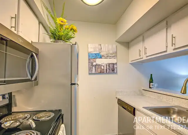 Property at 2821 Greenridge Dr Unit 633, Houston, TX, 77057, 2 beds, 1 bath, [object Object]