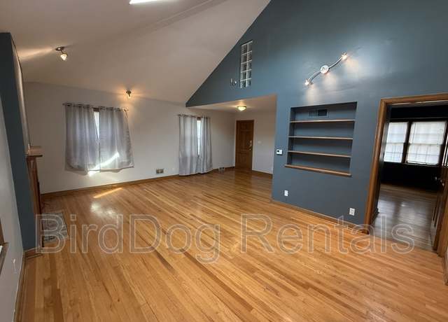 Photo of 1810 Ashland Ave Unit B, Columbus, OH 43212