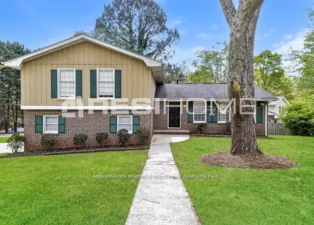 Property at 5077 N Redan Cir, Stone Mountain, GA, 30088, 4 beds, 2.5 baths, [object Object]