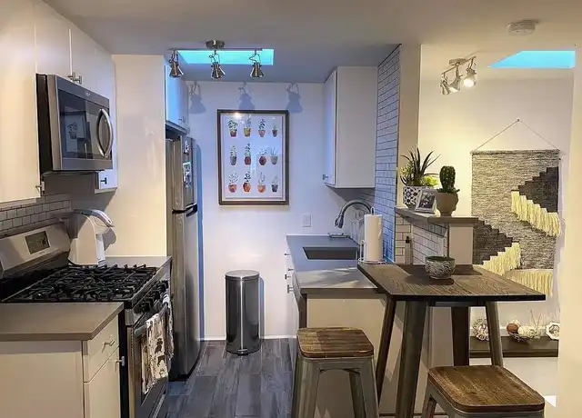 Property at 108 6th St, Hoboken, NJ, 07030, 1 bed, 1 bath, [object Object]