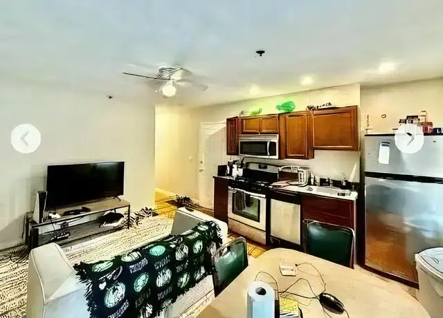 Property at 10 Hull St, Boston, MA, 02113, 2 beds, 1 bath, [object Object]