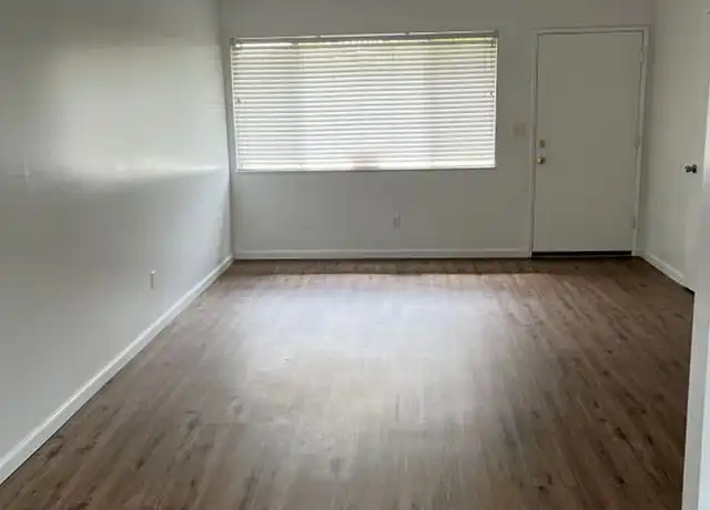 Property at 215 Floyd Ave #18, Modesto, CA, 95350, 2 beds, 1 bath, [object Object]