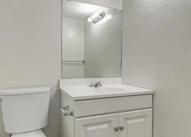 Property at 4002 NW Ozmun Ave Unit 4010-A, Lawton, OK, 73505, 2 beds, 2 baths, [object Object]