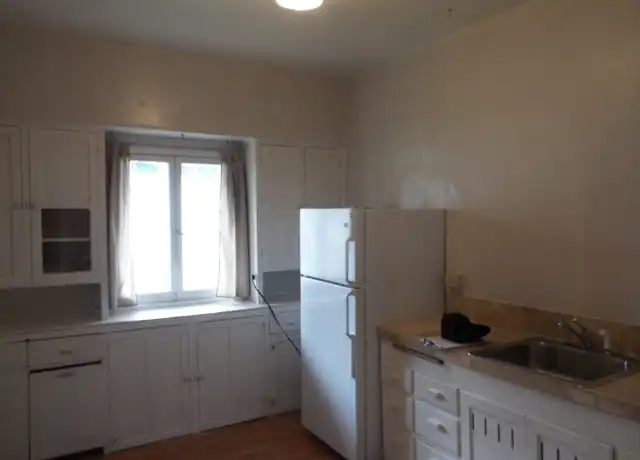 Property at 150 N 100 E Unit 3, Provo, UT, 84606, 1 bed, 1 bath, [object Object]