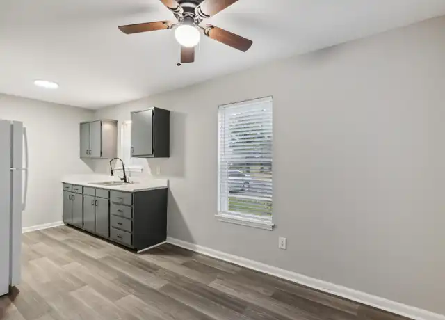 Property at 131 Jerry St Unit G47, Portland, TN, 37148, 1 bed, 1 bath, [object Object]