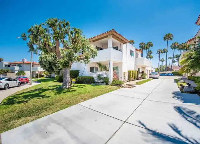 Property at 18902 Valley Cir Unit D, Huntington Beach, CA, 92646, 2 beds, 2 baths, [object Object]