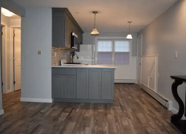 Property at 180 Tyngsboro Rd Unit 3C, North Chelmsford, MA, 01863, 2 beds, 1 bath, [object Object]