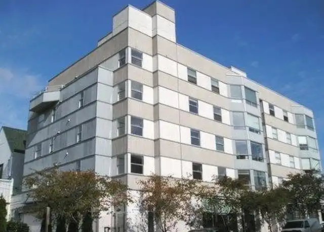 Property at 920 NE 63rd St, Seattle, WA, 98115, 2 beds, 1 bath, [object Object]