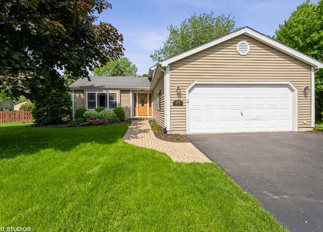 Photo of 33076 N Ashley Dr, Grayslake, IL 60030
