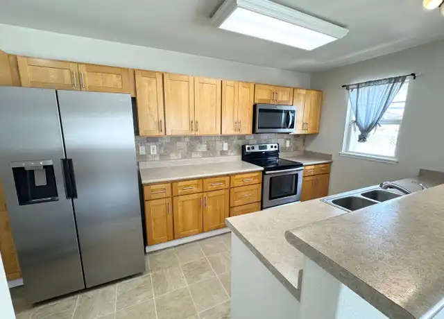 Property at 91-1179 Kaiau Ave, Kapolei, HI, 96707, 3 beds, 2.5 baths, [object Object]