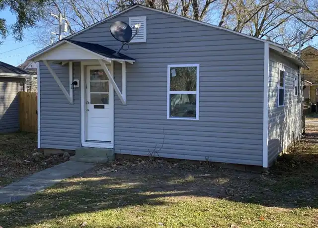 Property at 827 S Sergeant Ave, Joplin, MO, 64801, 1 bed, 1 bath, [object Object]