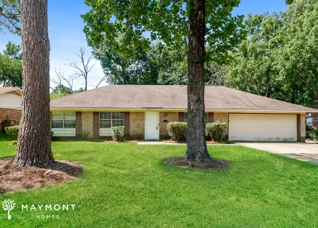 Property at 1167 Winnrose St, Jackson, MS, 39211, 4 beds, 2 baths, [object Object]
