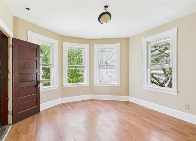 Property at 70 Goddard St Unit 2, Providence, RI, 02908, 2 beds, 1 bath, [object Object]
