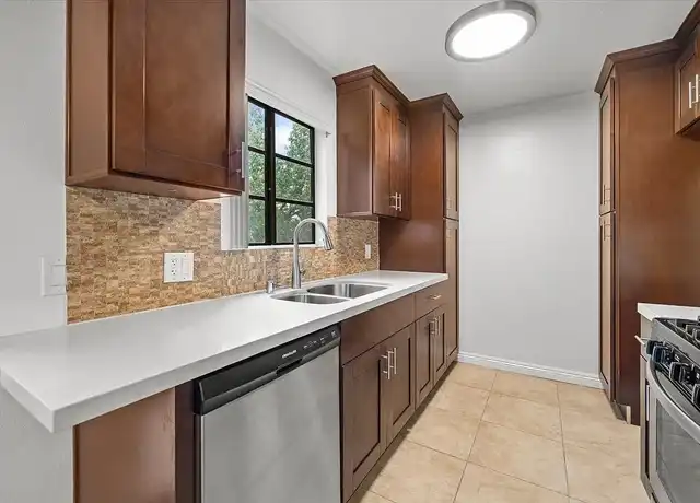 Property at Joro Properties - 7250 Hillside Ave, Los Angeles, CA, 90046, 1 bed, 1 bath, [object Object]