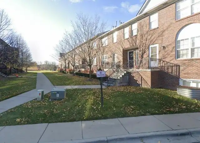 Property at 43105 Burlington Dr, Sterling Heights, MI, 48313, 2 beds, 2 baths, [object Object]