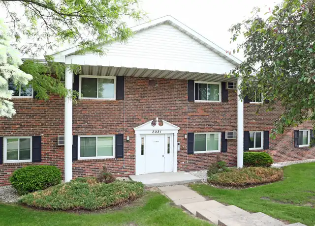 Property at Deckner Manor Apartment Homes - 2021 Deckner Ave, Green Bay, WI, 54302, 2 beds, 1 bath, [object Object]