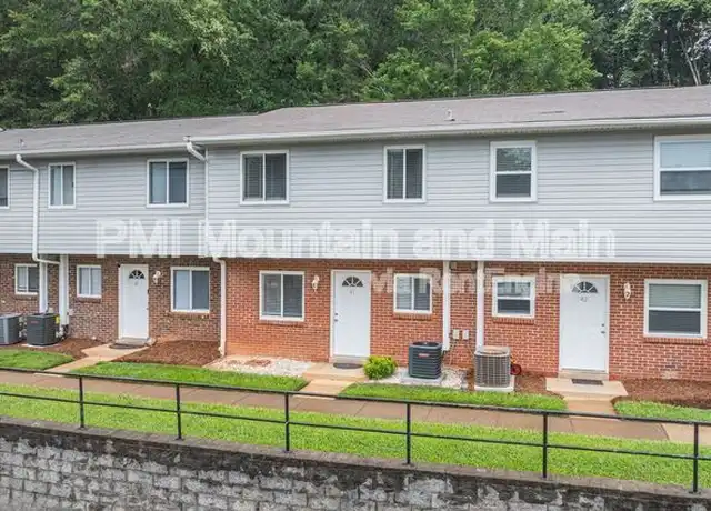 Property at 41 Beri Dr, Asheville, NC, 28806, 2 beds, 1.5 baths, [object Object]