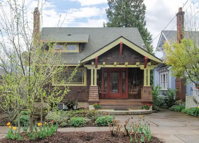 Property at 3218 SE Tibbetts St Unit A, Portland, OR, 97202, 3 beds, 2 baths, [object Object]