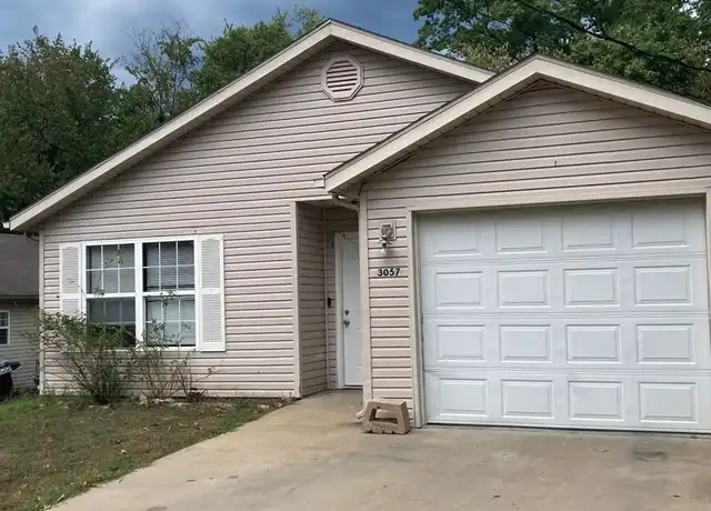 Property at 3057 Driftwood Rd, Merriam Woods Village, MO, 65740, 3 beds, 2 baths, [object Object]