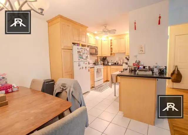 Property at 77 Walnut St, Newton, MA, 02460, 1 bed, 1 bath, [object Object]