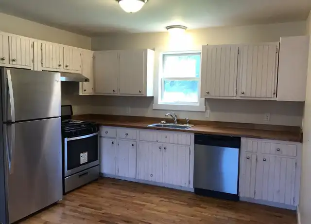 Property at 945 Laporte Rd Unit 3, Morristown, VT, 05661, 2 beds, 1 bath, [object Object]