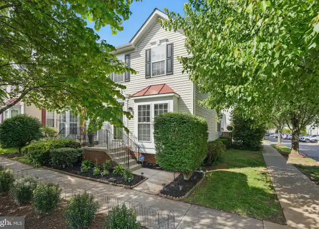 Property at 13912 Lullaby Rd, Germantown, MD, 20874, 4 beds, 3.5 baths, [object Object]