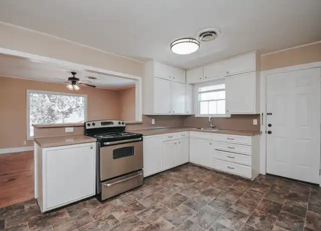 Property at 1503 E Virginia Ave Unit 4, Victoria, TX, 77901, 1 bed, 1 bath, [object Object]