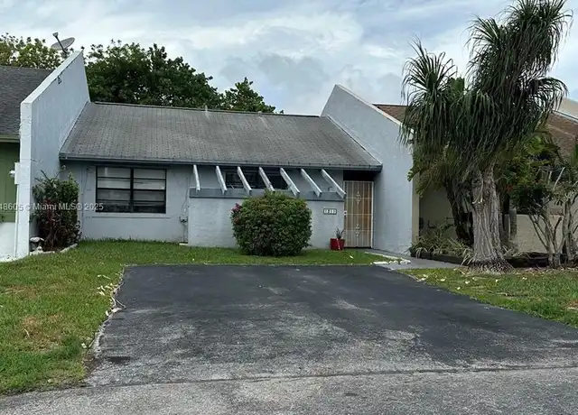 Property at 1211 Sandpiper Blvd, Homestead, FL, 33035, 2 beds, 1.5 baths, [object Object]
