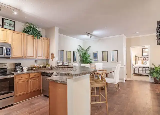 Property at Crossings of Opelika - 1650 S Fox Run Pkwy, Opelika, AL, 36801, 2 beds, 2 baths, [object Object]